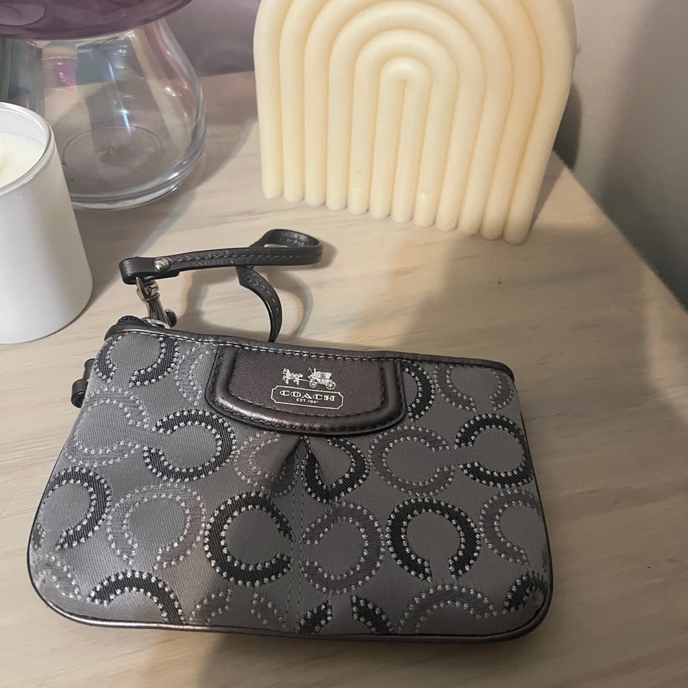 Coach Wallet - Picture 6 of 6